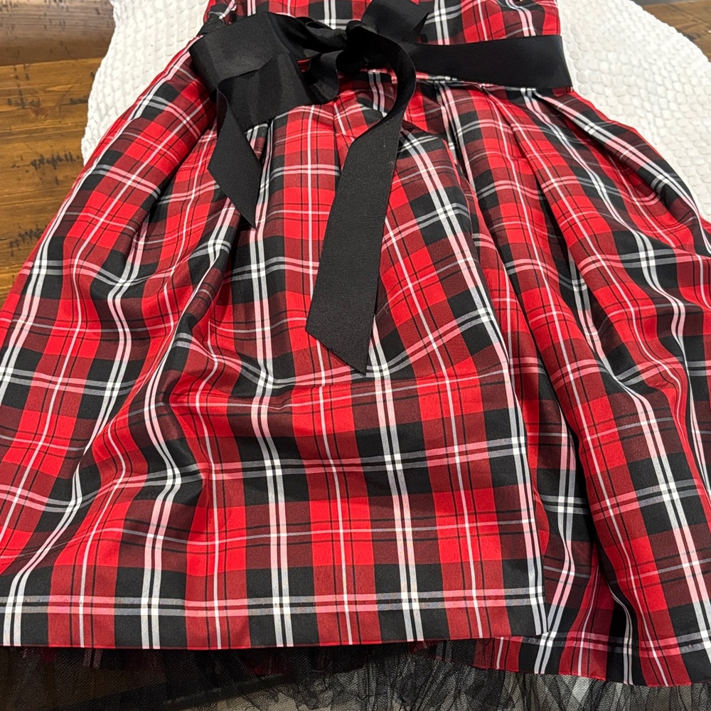 Marmellata Classic Red Plaid Sleeveless Dress with Black Bow - Picture 4 of 6